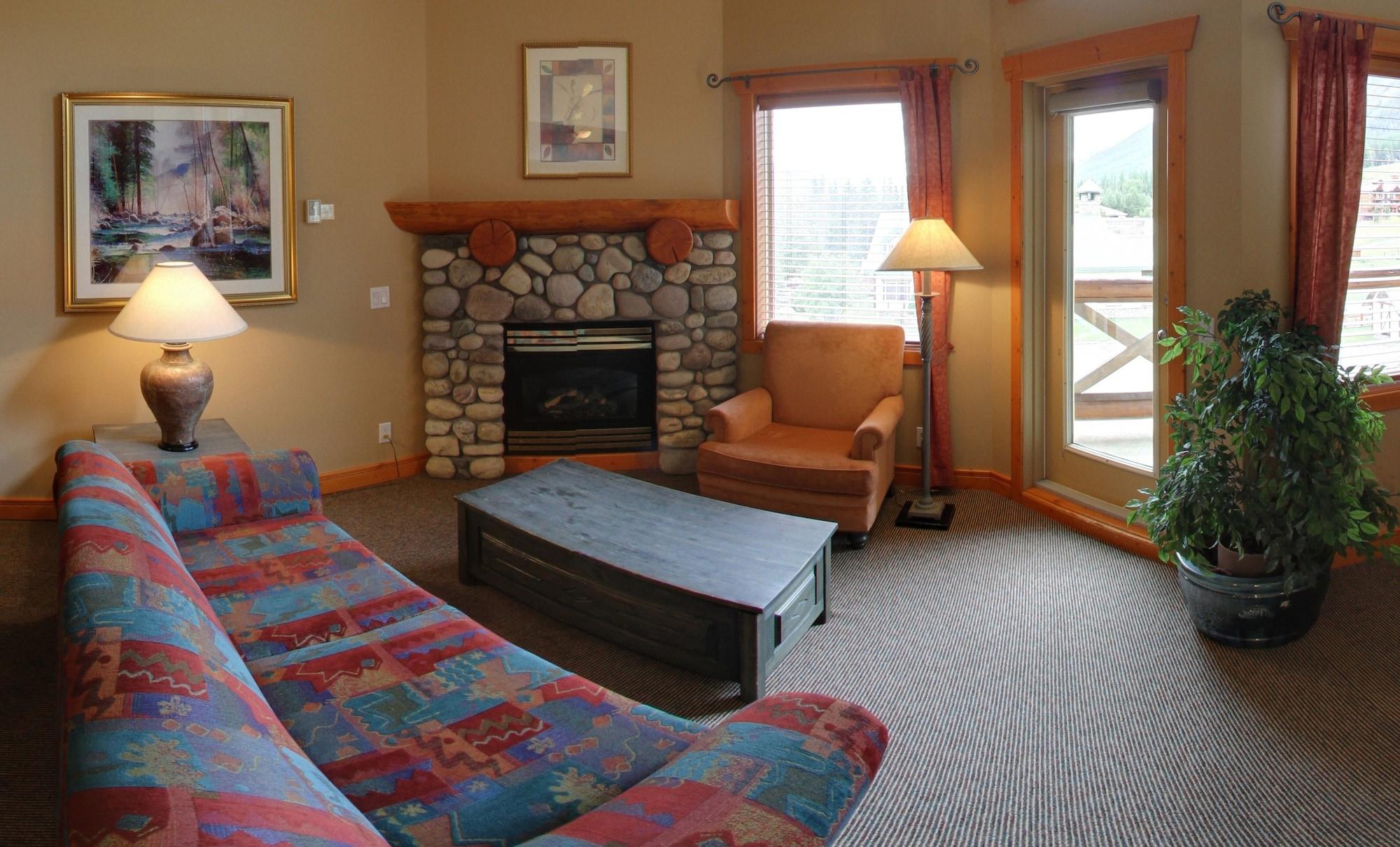 Lizard Creek Lodge Fernie Luaran gambar