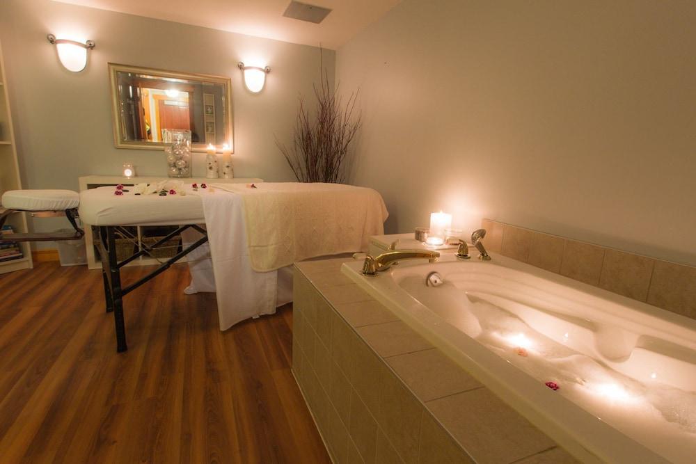 Lizard Creek Lodge Fernie Luaran gambar