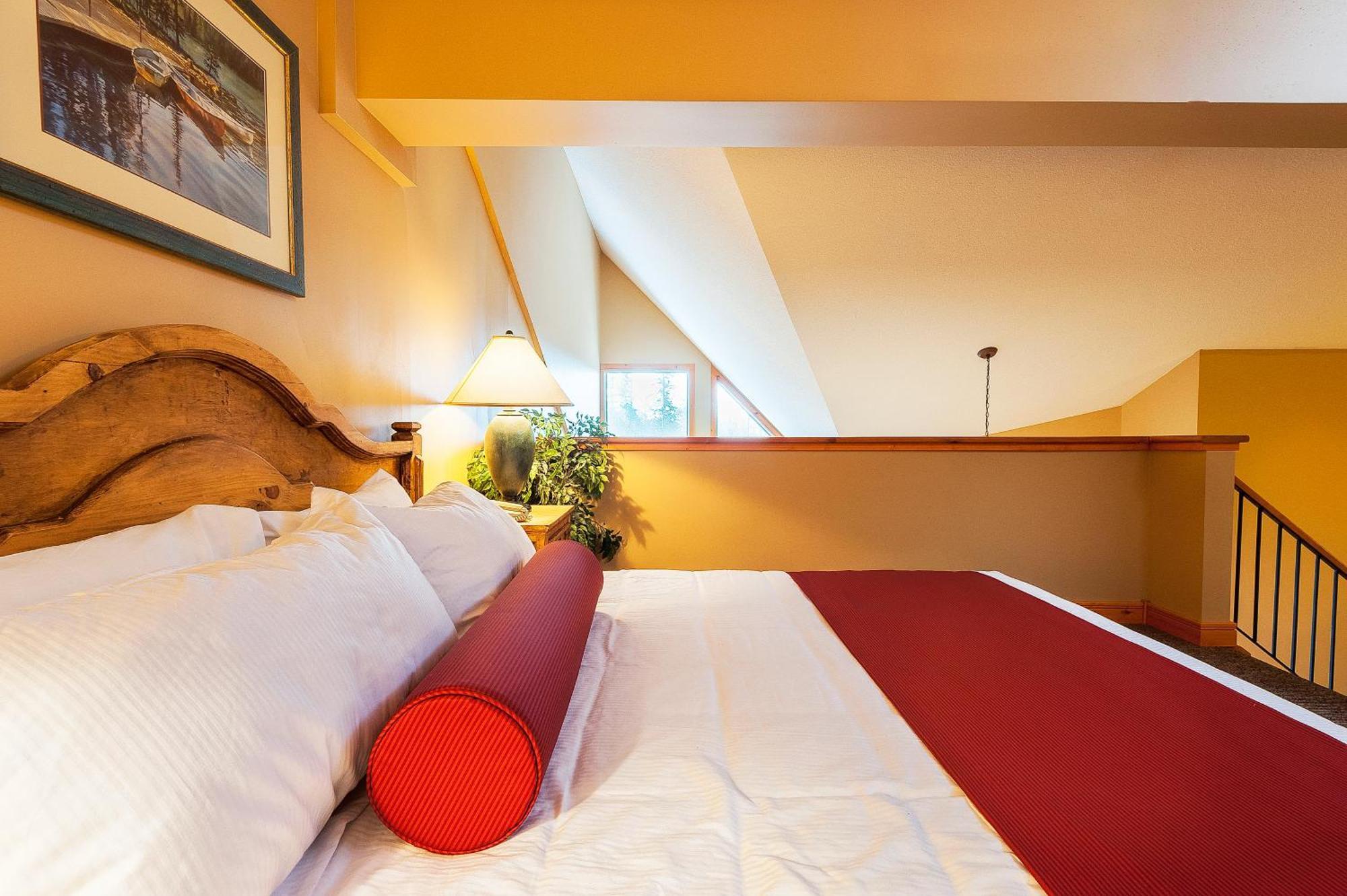 Lizard Creek Lodge Fernie Luaran gambar