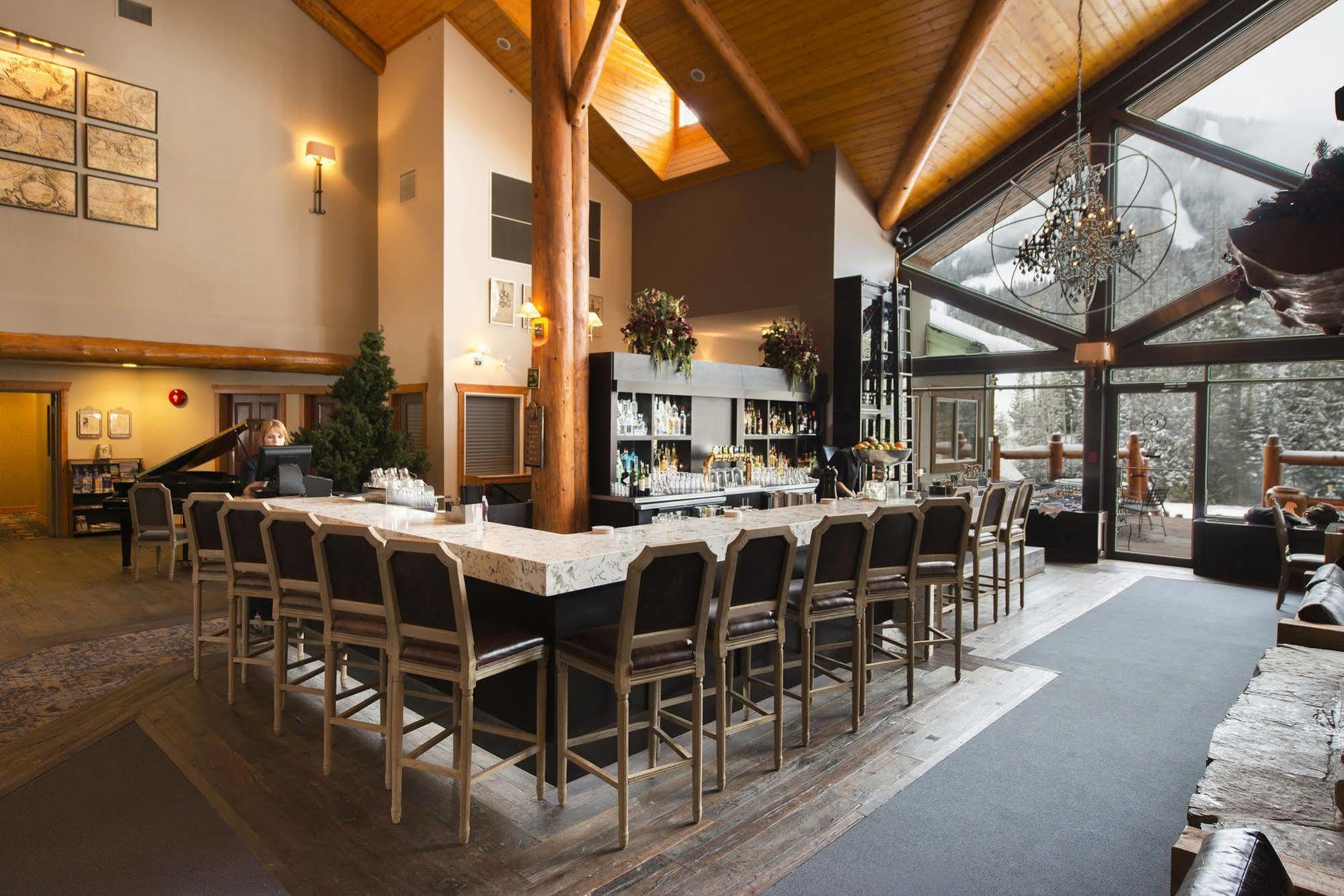 Lizard Creek Lodge Fernie Luaran gambar