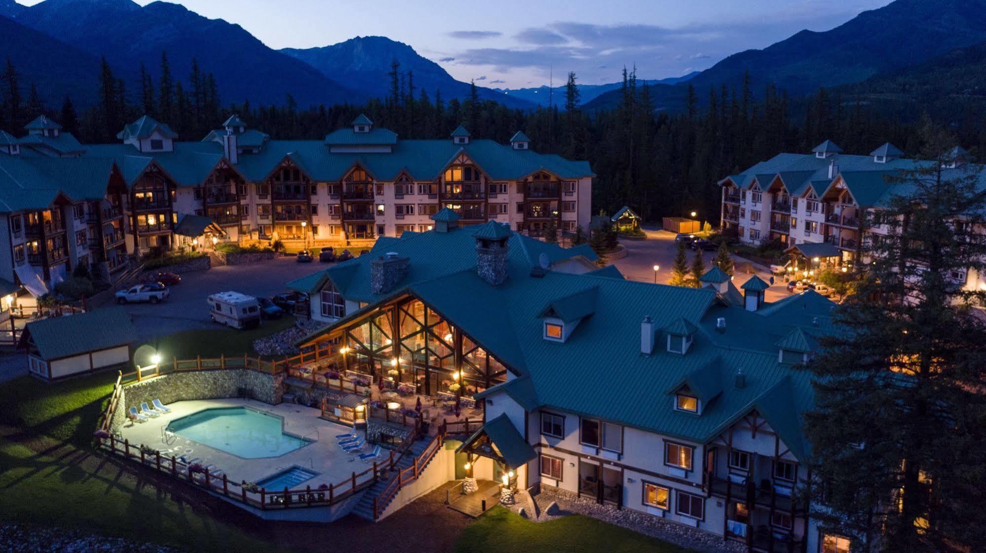 Lizard Creek Lodge Fernie Luaran gambar