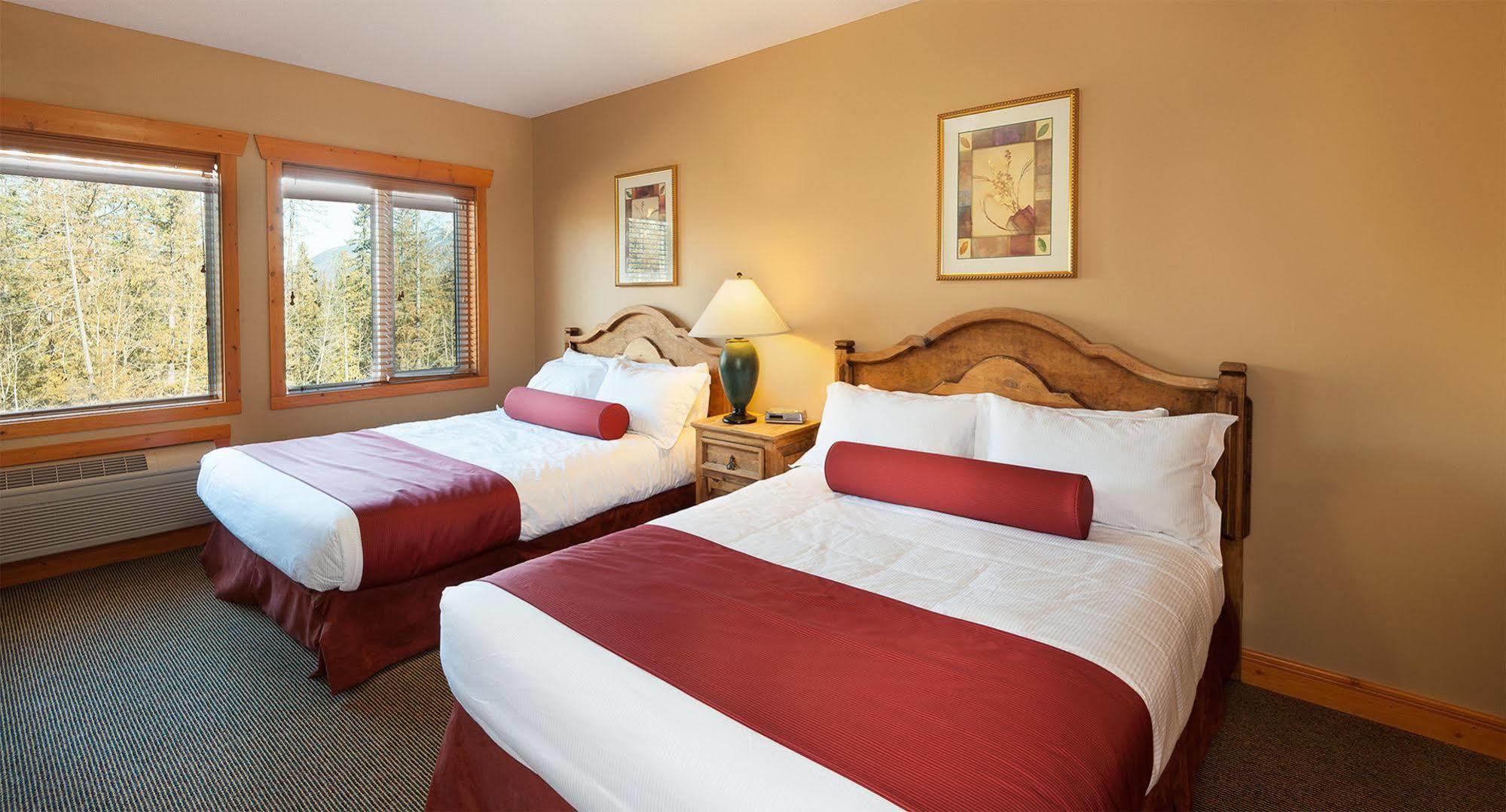 Lizard Creek Lodge Fernie Luaran gambar